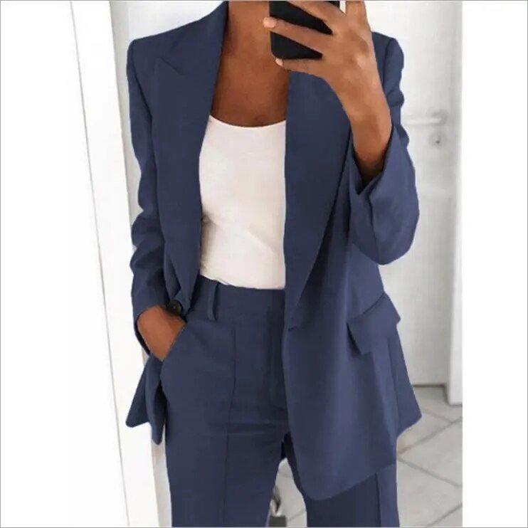 Elegant woman two piece suit | 1 + 1 Gratis