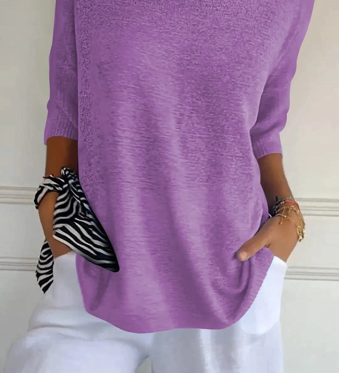 Arra® - Solid knitted jumper with V-neckline
