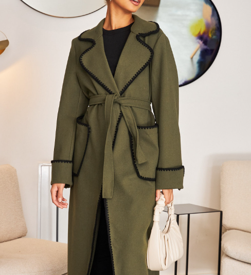 Stylish ladies' jacket: long model with contrasting stitching